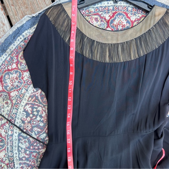 Late 40’s/Early 50’s Black Dress with Belt - Picture 12 of 16